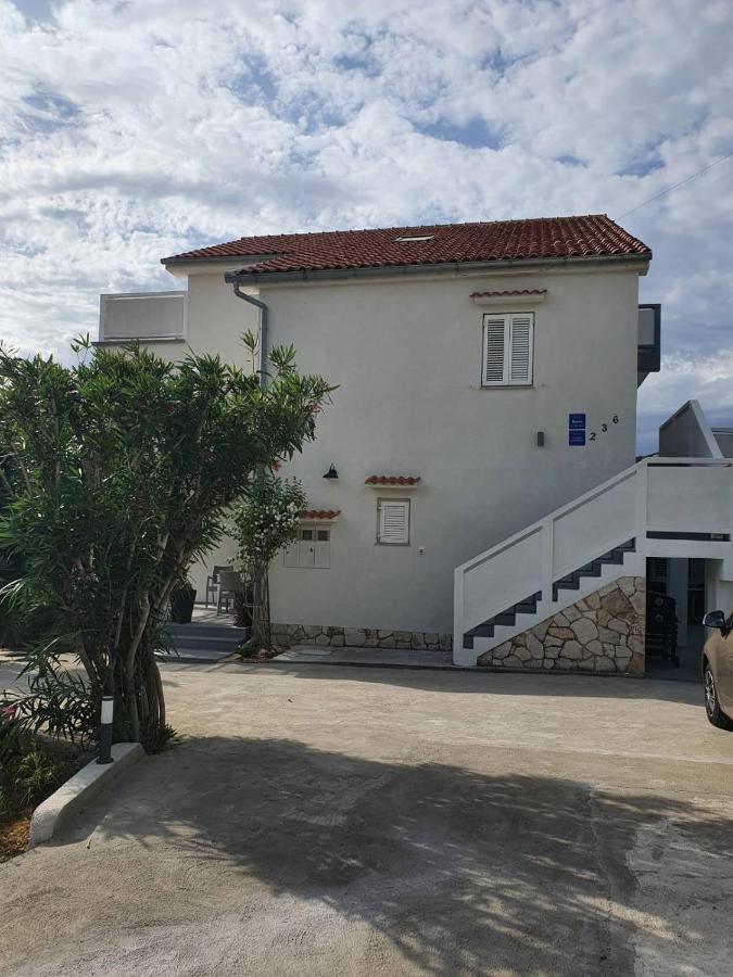 6 M, 50 M Do Plaze Apartment