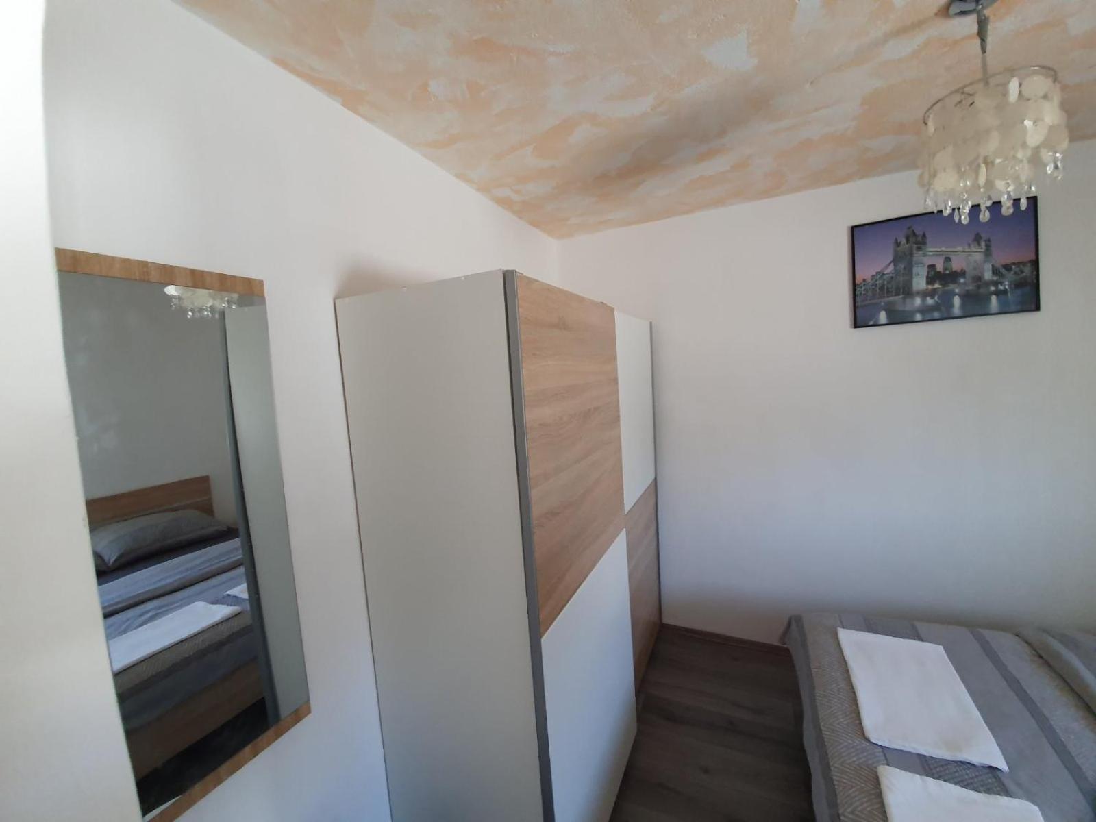 6 M, 50 M Do Plaze Apartment