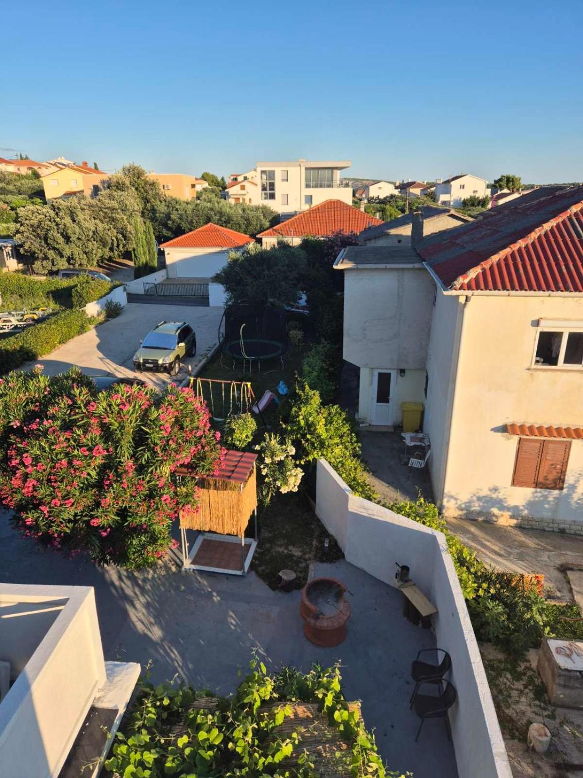 6 M, 50 M Do Plaze Apartment Barbat na Rabu